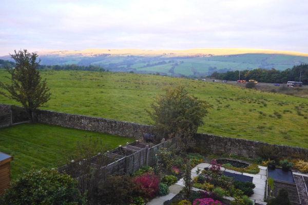 Holcombe & Bull Hill from Edenfield  
17-Buildings and the Urban Environment-05-Street Scenes-011-Edenfield
Keywords: 2018