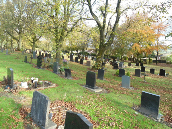 Ramsbottom Cemetery
17-Buildings and the Urban Environment-05-Street Scenes-007-Cemetery Road
Keywords: 2018