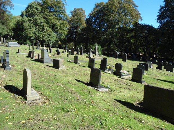 Ramsbottom Cemetery
17-Buildings and the Urban Environment-05-Street Scenes-007-Cemetery Road
Keywords: 2018