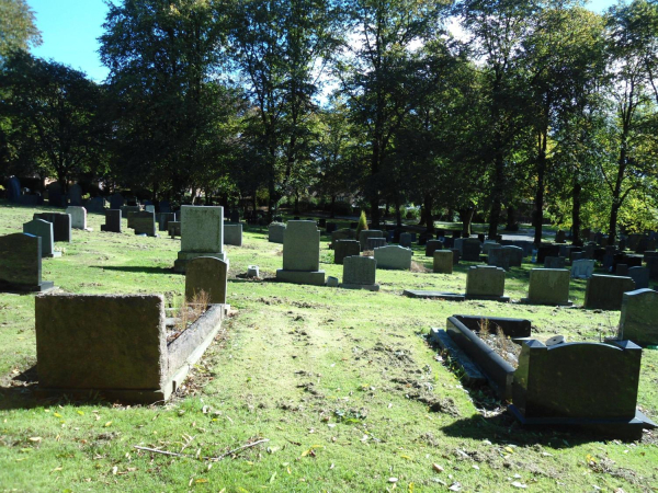 Ramsbottom Cemetery
17-Buildings and the Urban Environment-05-Street Scenes-007-Cemetery Road
Keywords: 2018