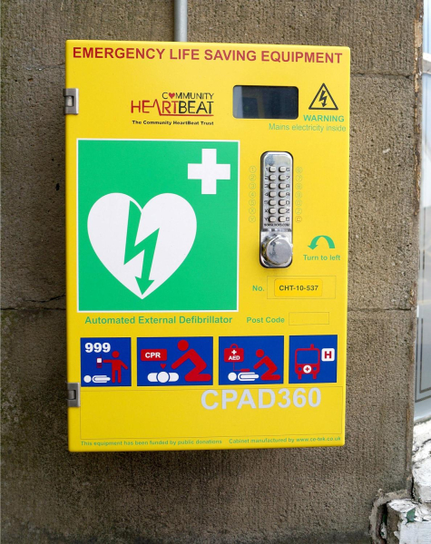 Defibrillator outside the Railway Hotel 
17-Buildings and the Urban Environment-05-Street Scenes-022-Railway Street
Keywords: 2018