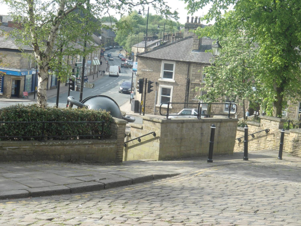 Bolton Street & Urn
17-Buildings and the Urban Environment-05-Street Scenes-031 Bolton Street
Keywords: 2018