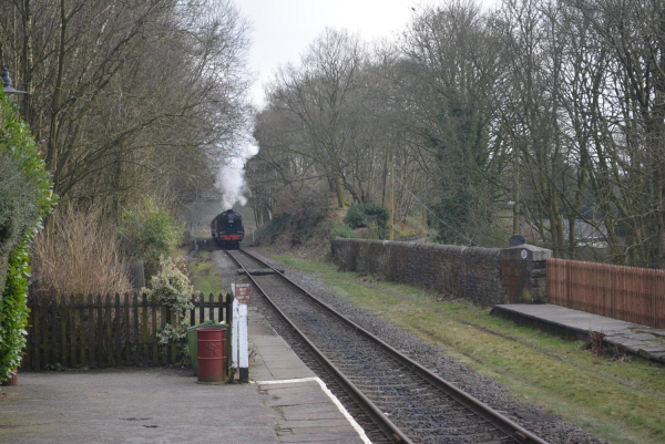 Summerseat station 
17-Buildings and the Urban Environment-05-Street Scenes-028-Summerseat Area
Keywords: 2018