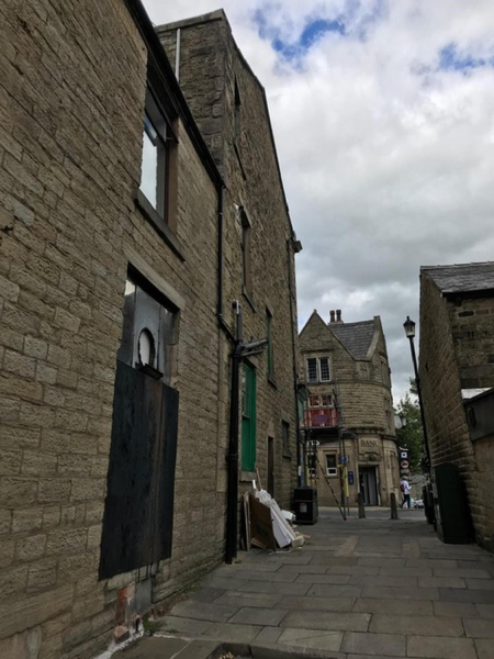 .? the End of Yummy Takeaway, now Signature bar, Bridge Street
17-Buildings and the Urban Environment-05-Street Scenes-003-Bridge Street
Keywords: 2018