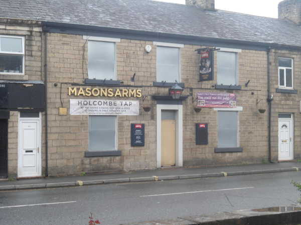 Masons Arms on Bolton Road West being renovated to Holcombe Tap
14-Leisure-05-Pubs-018-Masons Arms then Holcombe Tap
Keywords: 2018