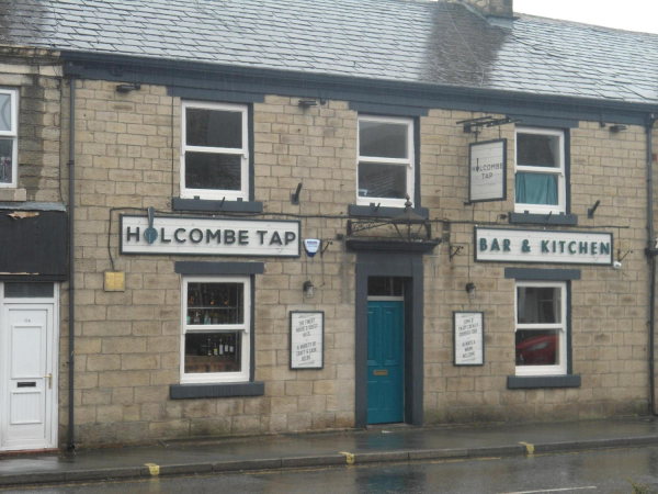 Masons Arms on Bolton Road West being renovated to Holcombe Tap
14-Leisure-05-Pubs-018-Masons Arms then Holcombe Tap
Keywords: 2018