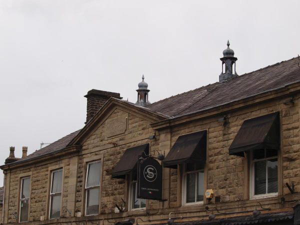 Roof Top on San Leonardo (2016) 
17-Buildings and the Urban Environment-05-Street Scenes-031 Bolton Street
Keywords: 2019