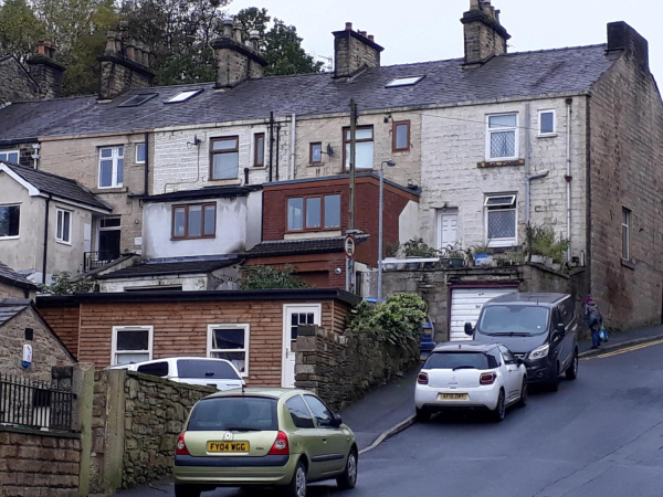 Back of Houses on Bolton Street looking up Cross Street
17-Buildings and the Urban Environment-05-Street Scenes-031 Bolton Street
Keywords: 2019