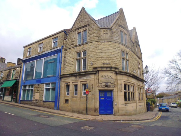 corner of Bridge Street. & Crow Lanecorner of Bridge Street. & Crow Lane - RBS closed in 2019
17-Buildings and the Urban Environment-05-Street Scenes-003-Bridge Street
Keywords: 2019