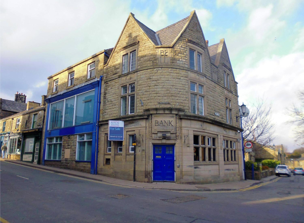 Bridge Street
17-Buildings and the Urban Environment-05-Street Scenes-003-Bridge Street
Keywords: 2019