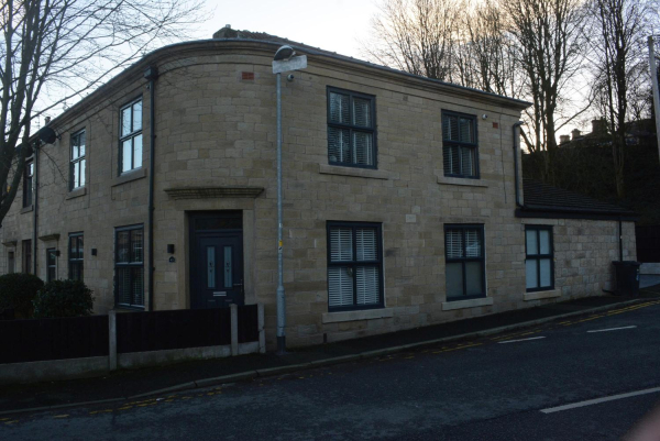 Crow Lane - number 43
17-Buildings and the Urban Environment-05-Street Scenes-009-Crow Lane Area
Keywords: 2019