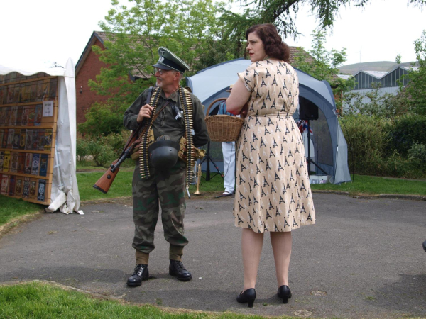 Enjoying the music in St Paul's gardens at the War Weekend
14-Leisure-04-Events-003-1940s weekends
Keywords: 2019