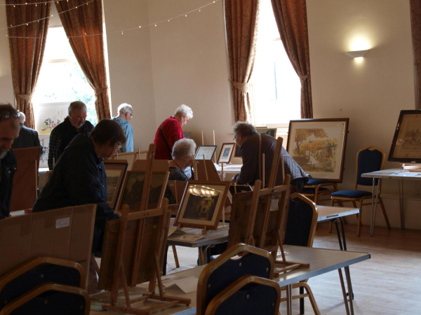 Ramsbottom Exibition of 200yrs of Paintings and Photos - I know were that is 
01-Ramsbottom Heritage Society-01-RHS Activities-009-2019 Art Exhibition in Civic Hall
Keywords: 2019