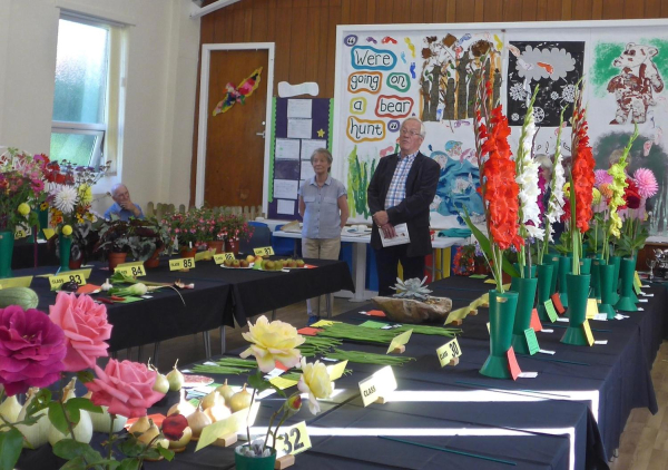 Edenfield & District Horticultural Show; and its opener Barry Pitt - Sept 21
14-Leisure-04-Events-000-General
Keywords: 2019