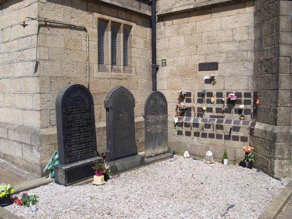 The Richard Ferguson Memorial Garden St Paul's Church
06-Religion-01-Church Buildings-001-Church of England  - St. Paul, Bridge Street, Ramsbottom
Keywords: 2019