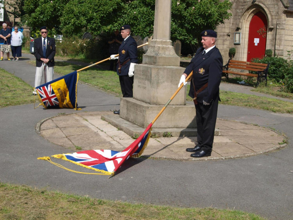 VJ Day Parade at Ramsbottom Cenotaph (covid 19) 
15-War-03-War Memorials-001-St Paul's Gardens and Remembrance Sunday
Keywords: 2020