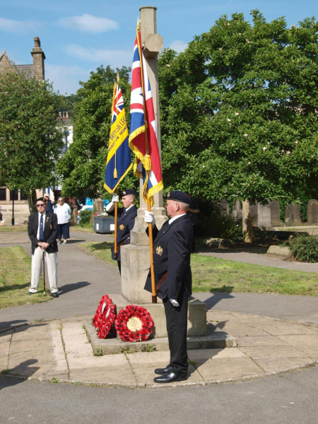 VJ Day Parade at Ramsbottom Cenotaph (covid 19) 
15-War-03-War Memorials-001-St Paul's Gardens and Remembrance Sunday
Keywords: 2020