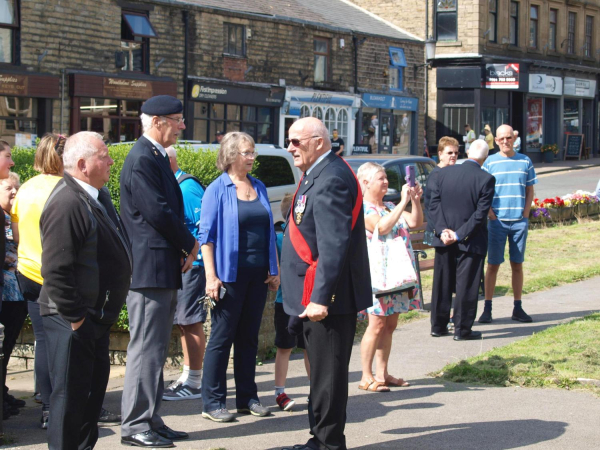 VJ Day Parade at Ramsbottom Cenotaph (covid 19) 
15-War-03-War Memorials-001-St Paul's Gardens and Remembrance Sunday
Keywords: 2020