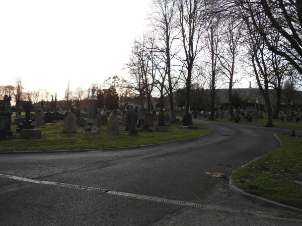 Ramsbottom Cemetery
17-Buildings and the Urban Environment-05-Street Scenes-007-Cemetery Road
Keywords: 2020