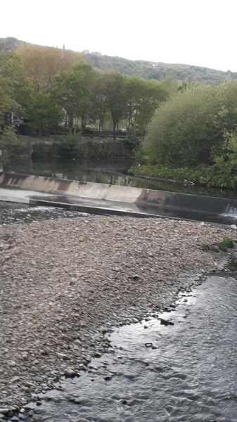 River Irwell from Bridge at bottom of Peel Brow 
17-Buildings and the Urban Environment-05-Street Scenes-021-Peel Brow area
Keywords: 2020