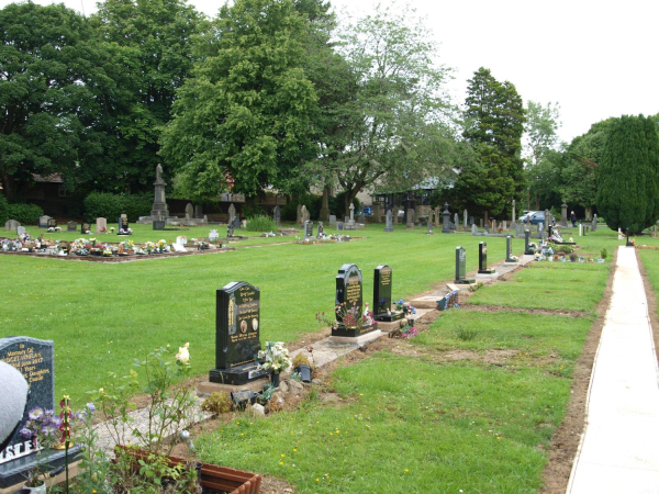 Ramsbottom Cemetery
17-Buildings and the Urban Environment-05-Street Scenes-007-Cemetery Road
Keywords: 2020