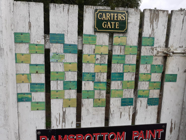 Carter's Gate with Memory Plaque's 
17-Buildings and the Urban Environment-05-Street Scenes-015-Kay Brow
Keywords: 2020