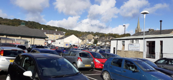 Ramsbottom coming out of lockdown - car park full again
17-Buildings and the Urban Environment-05-Street Scenes-030-Union Street supermarket area
Keywords: 2020