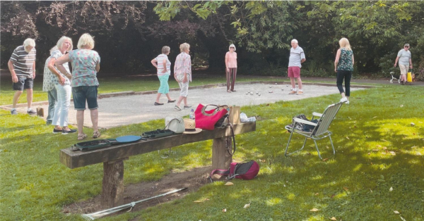 Boules Players - Nuttall Parkreturn to normality after lockdown eases
14-Leisure-01-Parks and Gardens-001-Nuttall Park General
Keywords: 2021