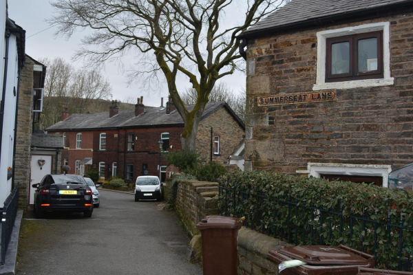 Pot Green 
17-Buildings and the Urban Environment-05-Street Scenes-013-Holcombe Brook Area
Keywords: 2021