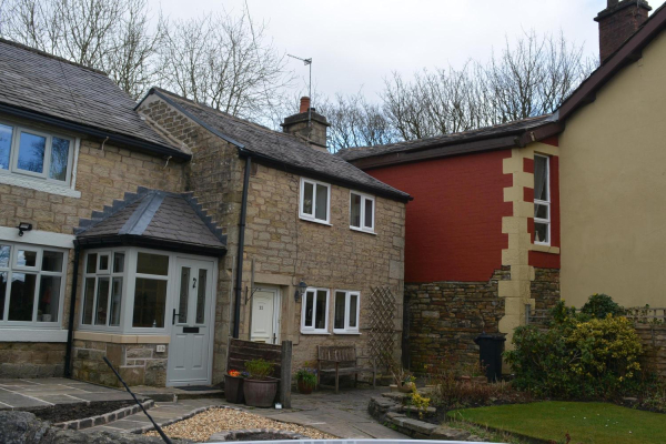 Pot Green 
17-Buildings and the Urban Environment-05-Street Scenes-013-Holcombe Brook Area
Keywords: 2021