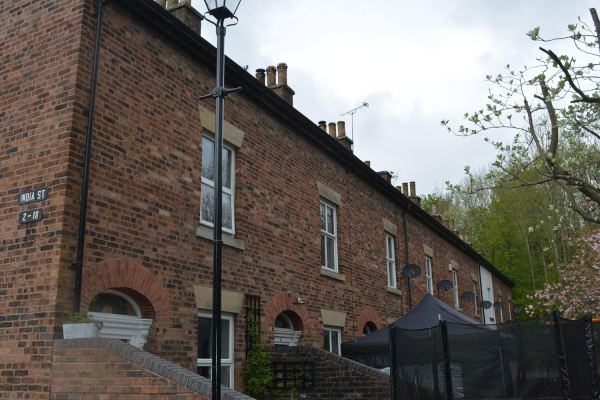 Brooksbottom
17-Buildings and the Urban Environment-05-Street Scenes-028-Summerseat area
Keywords: 2021