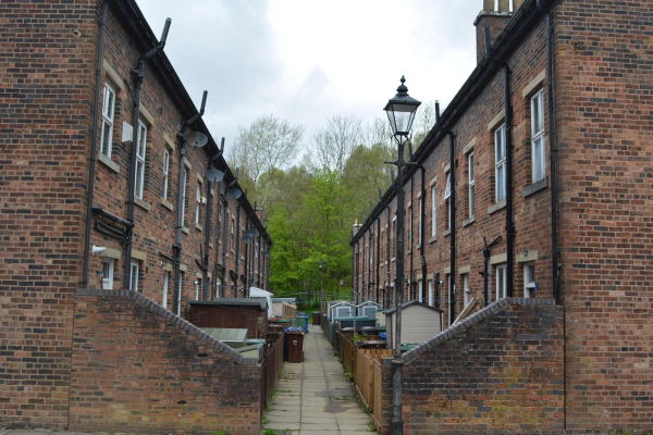 Brooksbottom
17-Buildings and the Urban Environment-05-Street Scenes-028-Summerseat area
Keywords: 2021