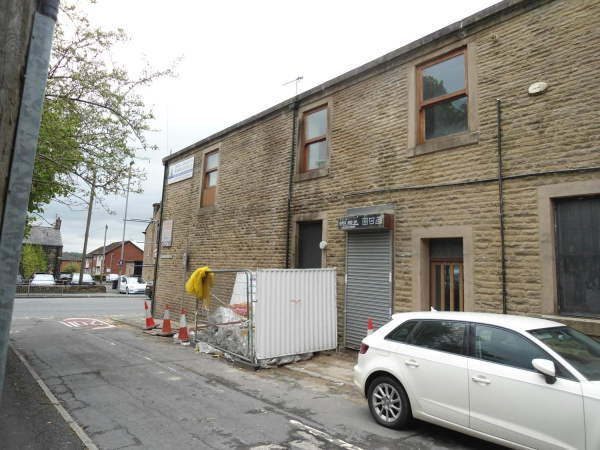 Holt St West looking towards Bolton Road West 
17-Buildings and the Urban Environment-05-Street Scenes-012-Hazelhurst Area
Keywords: 2021