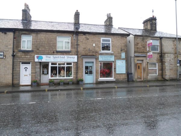 Spotted Sheep and Signature Funeral Parlour  
17-Buildings and the Urban Environment-05-Street Scenes-002-Bolton Road West
Keywords: 2021