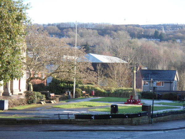 St Paul's gardens before the change for the new plinths 
06-Religion-01-Church Buildings-001-Church of England  - St. Paul, Bridge Street, Ramsbottom
Keywords: 2021