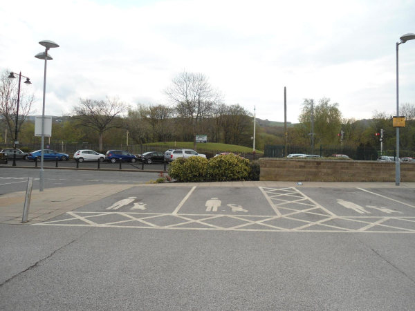 Parking spaces on Aldi car park 
03-Shops, Restaurants and Hotels-02-Individual shops-001-Supermarkets
Keywords: 2021