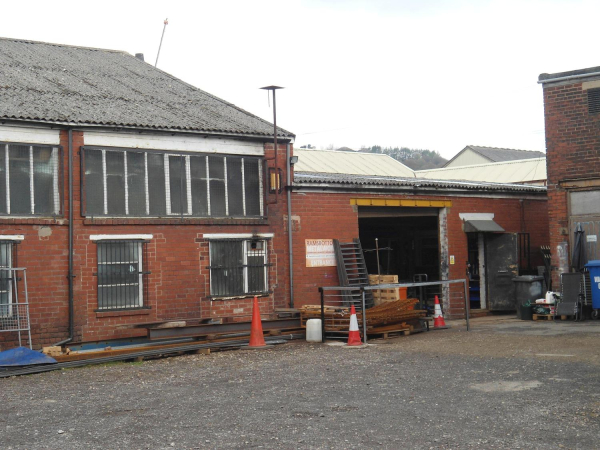 Ramsbottom Metal Works  
17-Buildings and the Urban Environment-05-Street Scenes-022-Railway Street
Keywords: 2021