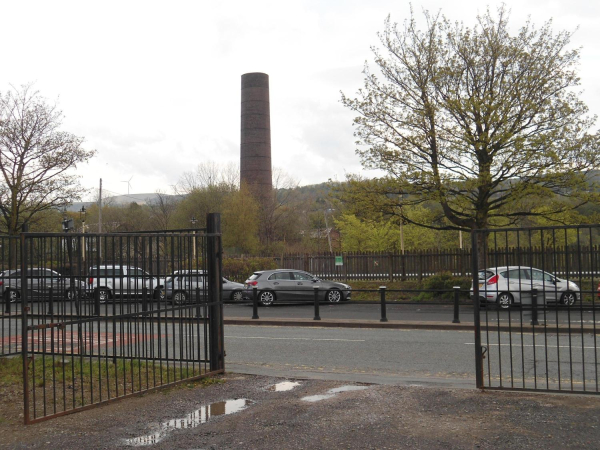 Gates entrance to Ramsbottom Metal Works  
17-Buildings and the Urban Environment-05-Street Scenes-022-Railway Street
Keywords: 2021