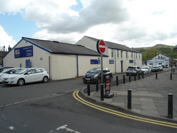 Ramsbottom Kitchen Company 
17-Buildings and the Urban Environment-05-Street Scenes-030-Union Street supermarket area
Keywords: 2022