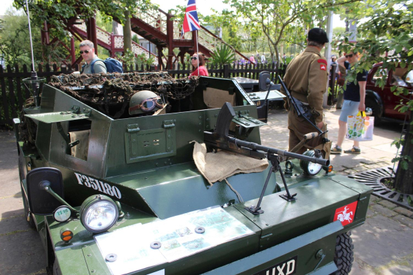 1940's Weekend Ramsbottom - Military Vehicle Railway Bottom
14-Leisure-04-Events-003-1940s weekends
Keywords: 2023