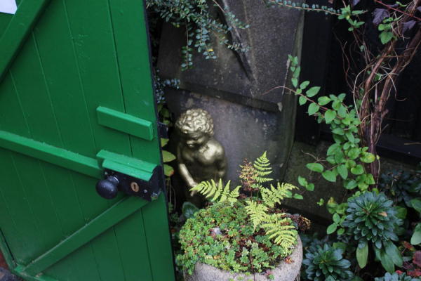 Stubbins Garden for Remembrance 
17-Buildings and the Urban Environment-05-Street Scenes-027-Stubbins Lane and Stubbins area
Keywords: 2023