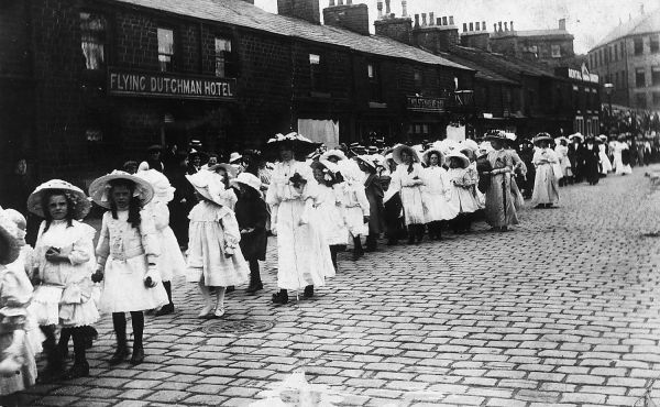 1909, Whit Walks, Bolton St, in front of the Flying Dutchman pub
06-Religion-03-Churches Together-001-Whit Walks
Keywords: 1909