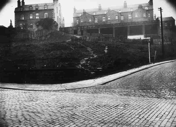 From Bolton St, up to Callender St & Albert. St. Terrace.  Called Grants Ground.Post war.  Houses all demolished before 1960
17-Buildings and the Urban Environment-05-Street Scenes-005-Callender to Albert Street
Keywords: 1960