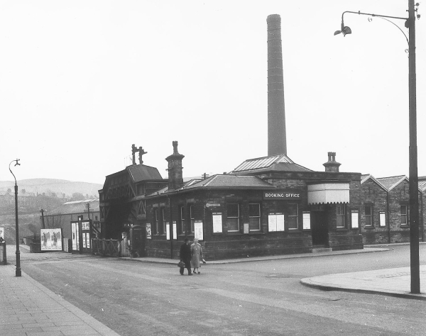 Ramsbottom Railway Station -the original one which was demolished 1971 - 1972. 
16-Transport-03-Trains and Railways-000-General
Keywords: 1945