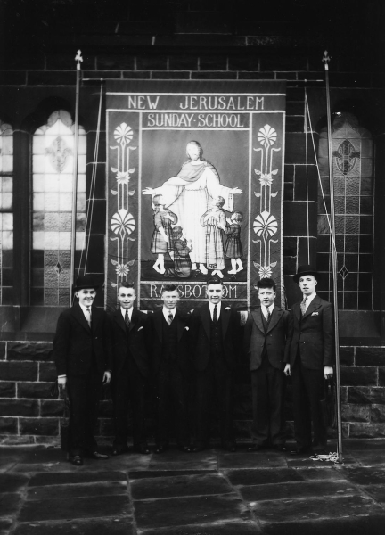 New Jerusalem Church Sunday School group [with banner] probably c. 1960
06-Religion-02-Church Activities-018-New Jerusalem Church, Swedenborgian 
Keywords: 1985