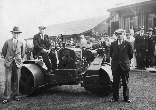 Cricket Ground, new roller with Mr Greenhalgh and Mr Crawshaw, 1937 (8 pictures in archive)
14-Leisure-02-Sport and Games-006-Cricket
Keywords: 1945