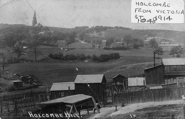 Holcombe Hill, from Victoria Street, Tanner Croft  1914
18-Agriculture and the Natural Environment-03-Topography and Landscapes-001-Holcombe Hill
Keywords: 1945