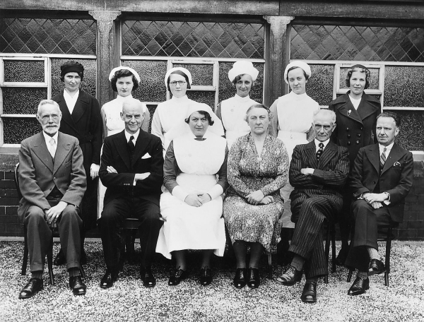 Nurses and doctors at the Ramsbottom Cottage Hospital, date not known
17-Buildings and the Urban Environment-05-Street Scenes-019-Nuttall area
Keywords: 1985
