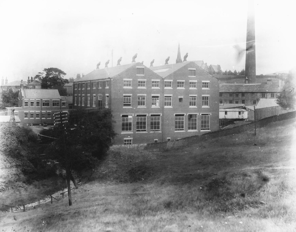 Turnbull and Stockdale, Rosebank Printworks 
02-Industry-01-Mills-024-Turnbull and Stockdale
Keywords: 1985