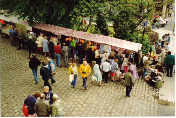 Peel Lions Market  in  Market Place 
14-Leisure-04-Events-000-General
Keywords: 1988